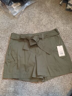 a new day Olive Tie-Waist Pleated Women's Shorts